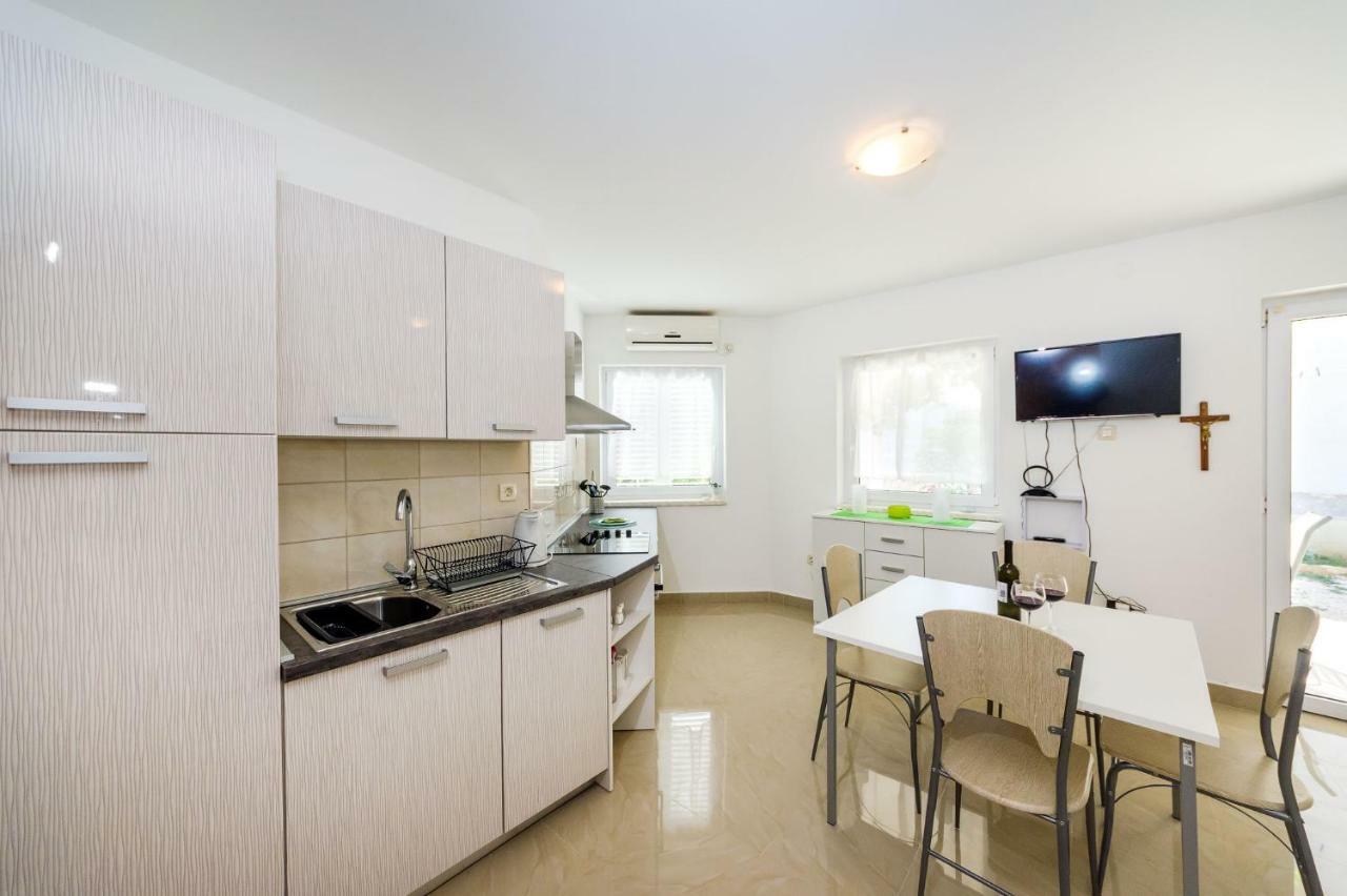 Apartmani Tanja Pridraga Εξωτερικό φωτογραφία